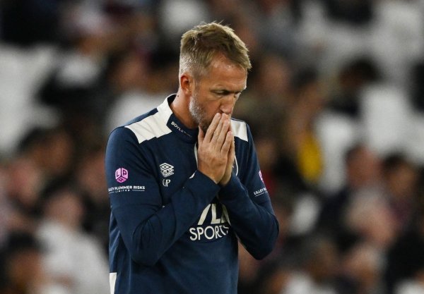 帕杜点评波特:任意球被压制,夏窗引援失望球队缺乏热血 帕杜点评波特:任意球被压制,夏窗引援失望球队缺乏热血