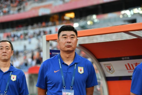 鲁媒：李霄鹏、韩鹏将迎来指导教练员生涯首度对决 克雷桑有望回归