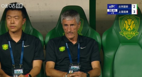 记者:让塞蒂恩先生和他的三中卫、伪盘带、死板、傲慢一起下课吧 记者:让塞蒂恩先生和他的三中卫、伪盘带、死板、傲慢一起下课吧